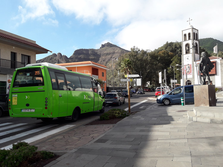 Santiago del Teide mit Masca Bus
