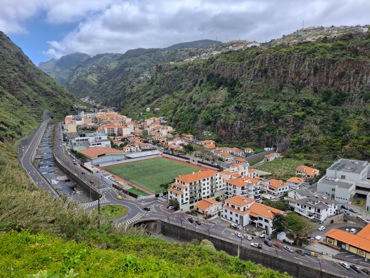 Ribeira Brava von oben