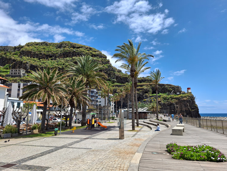 Strandpromenade Ribeira Brava
