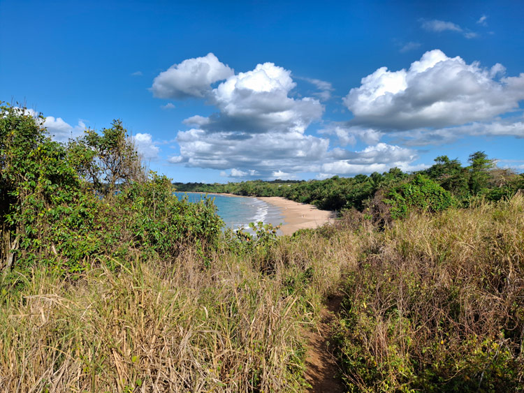 Weg zur Plage de Clugny