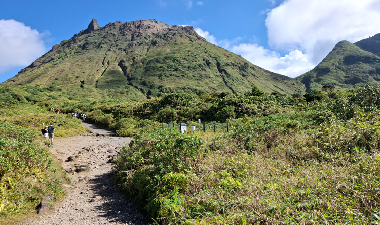 Wanderung zum Vulkan La Soufrière